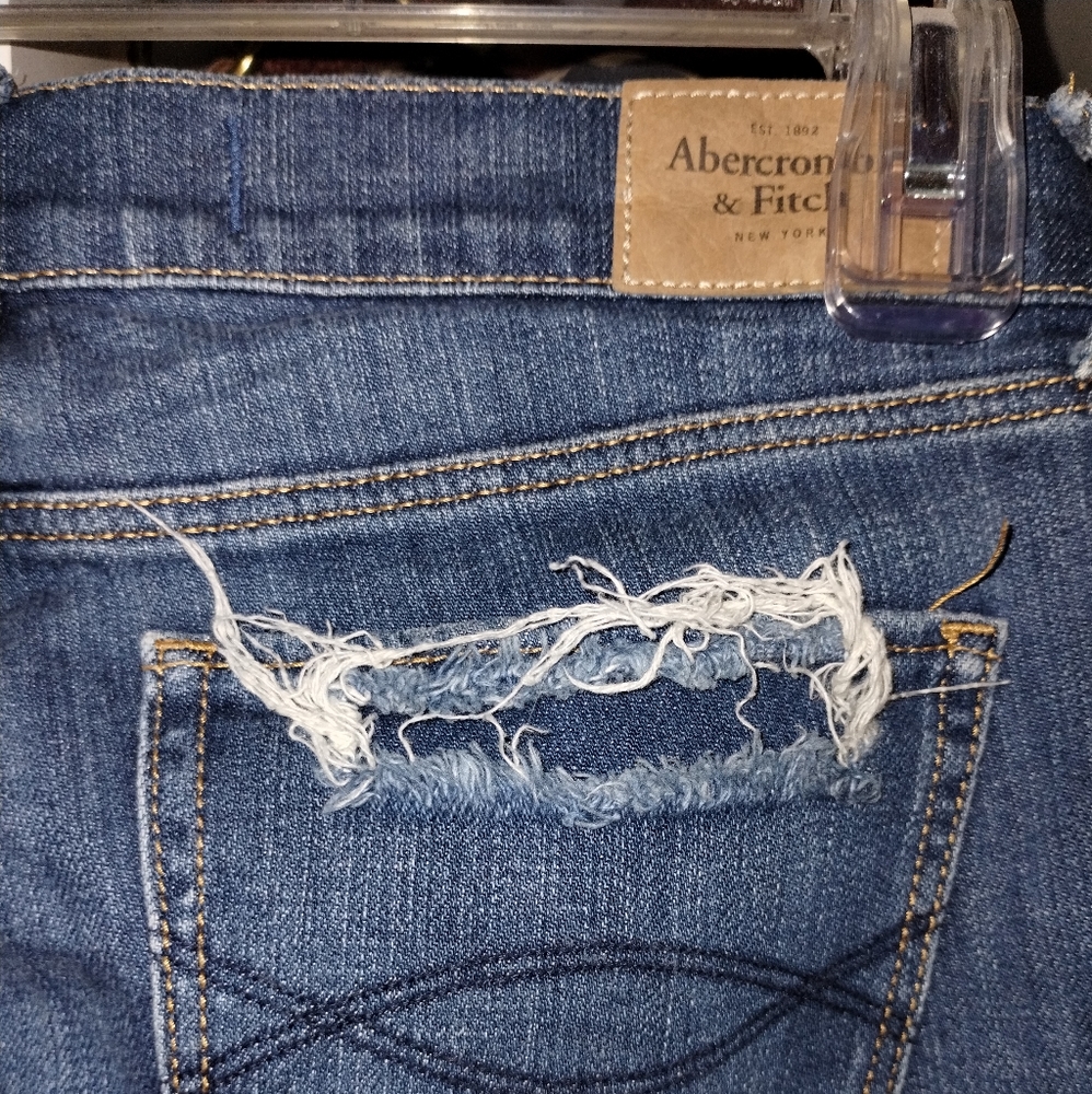 Abercrombie and Finch jeans 6L - Picture 3 of 12
